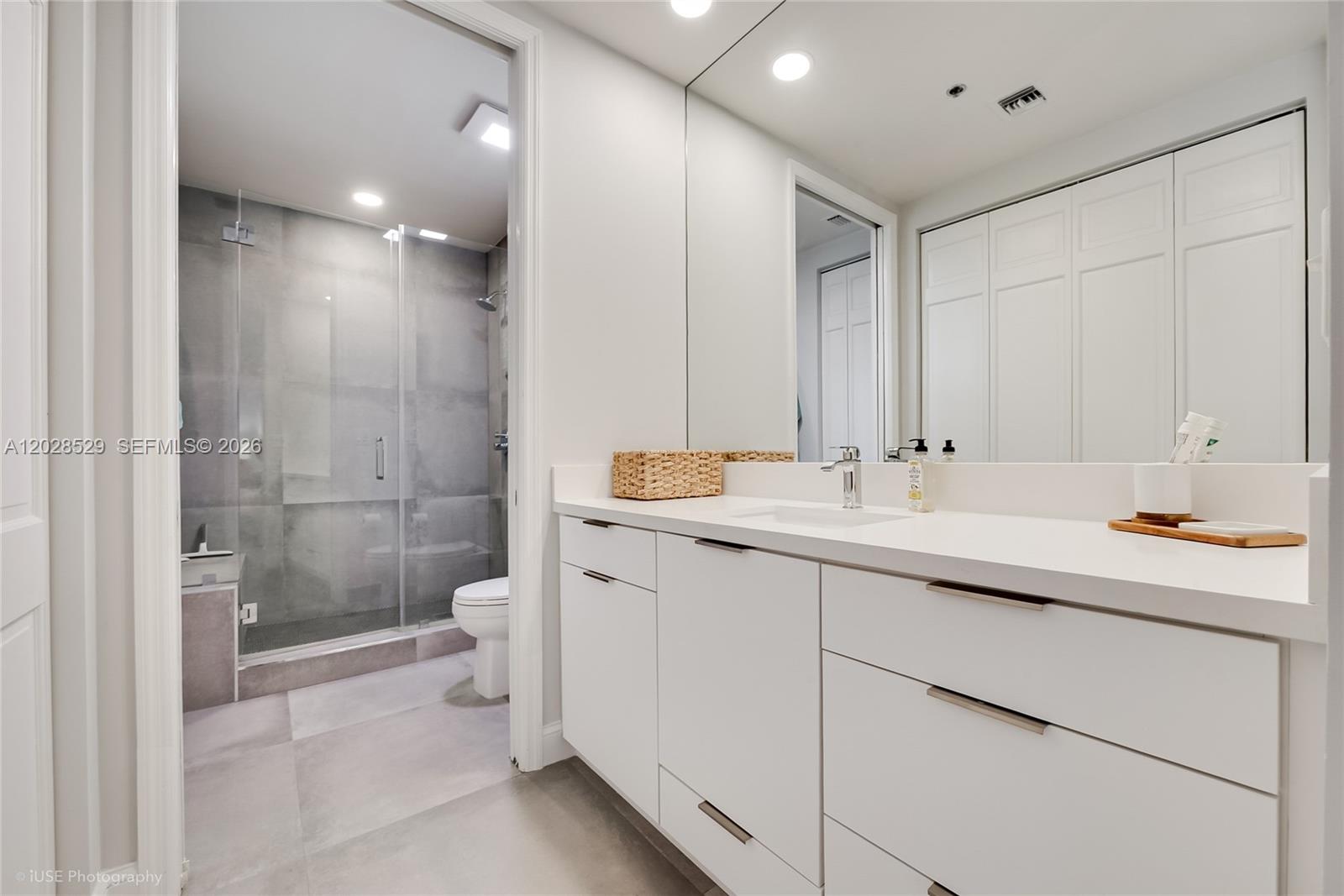 DEERING BAY CONDO I - Residential