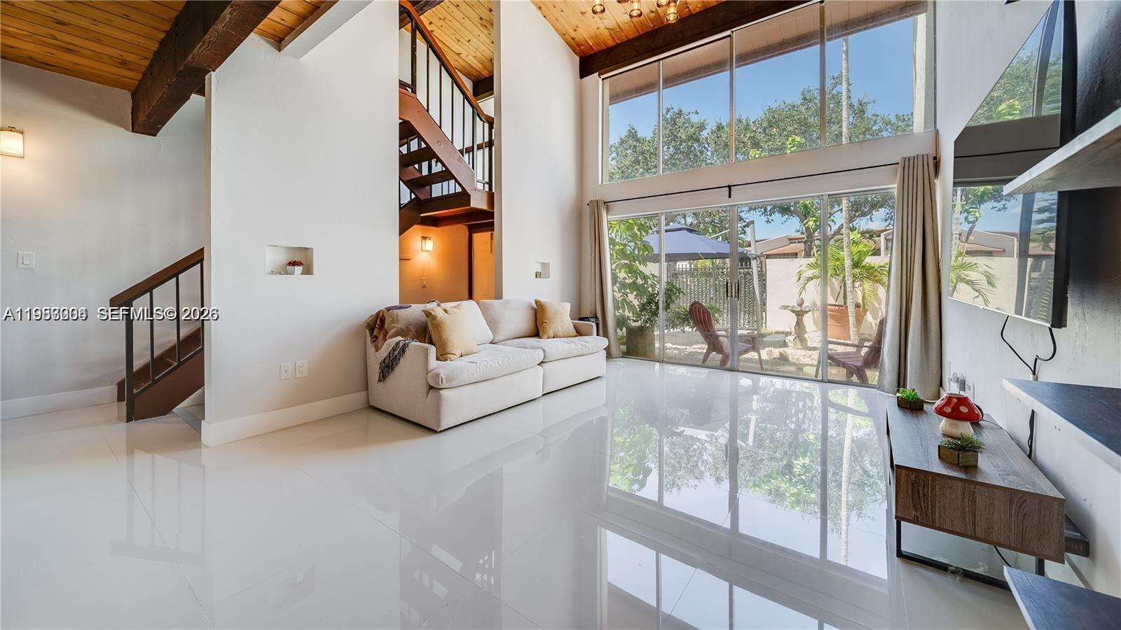 SUNSET PARK LAKE VILLAS S - Residential Lease