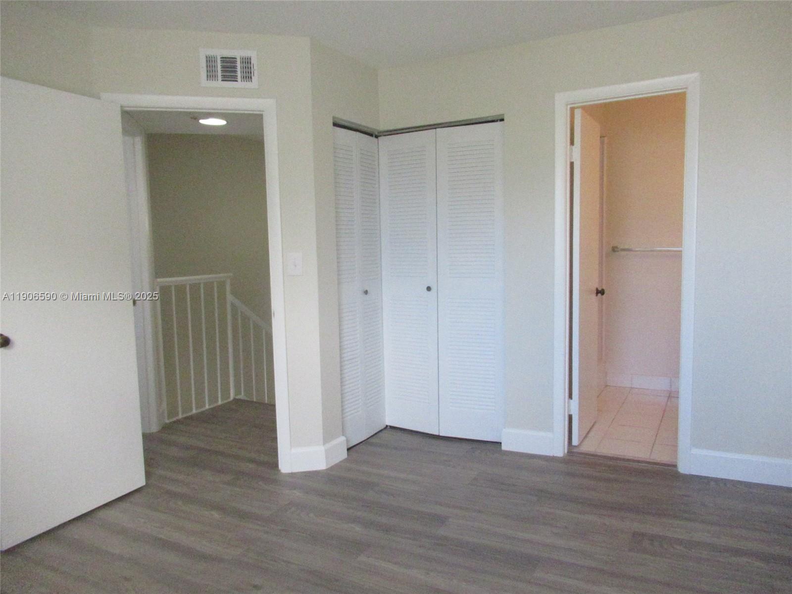 GABLES POINT III CONDO - Residential