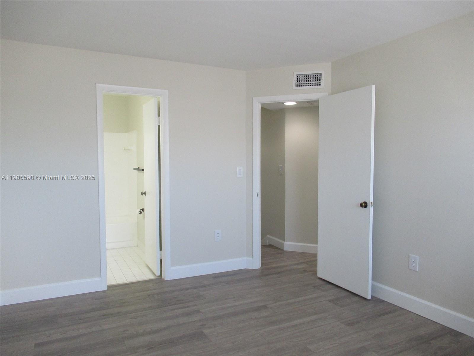 GABLES POINT III CONDO - Residential