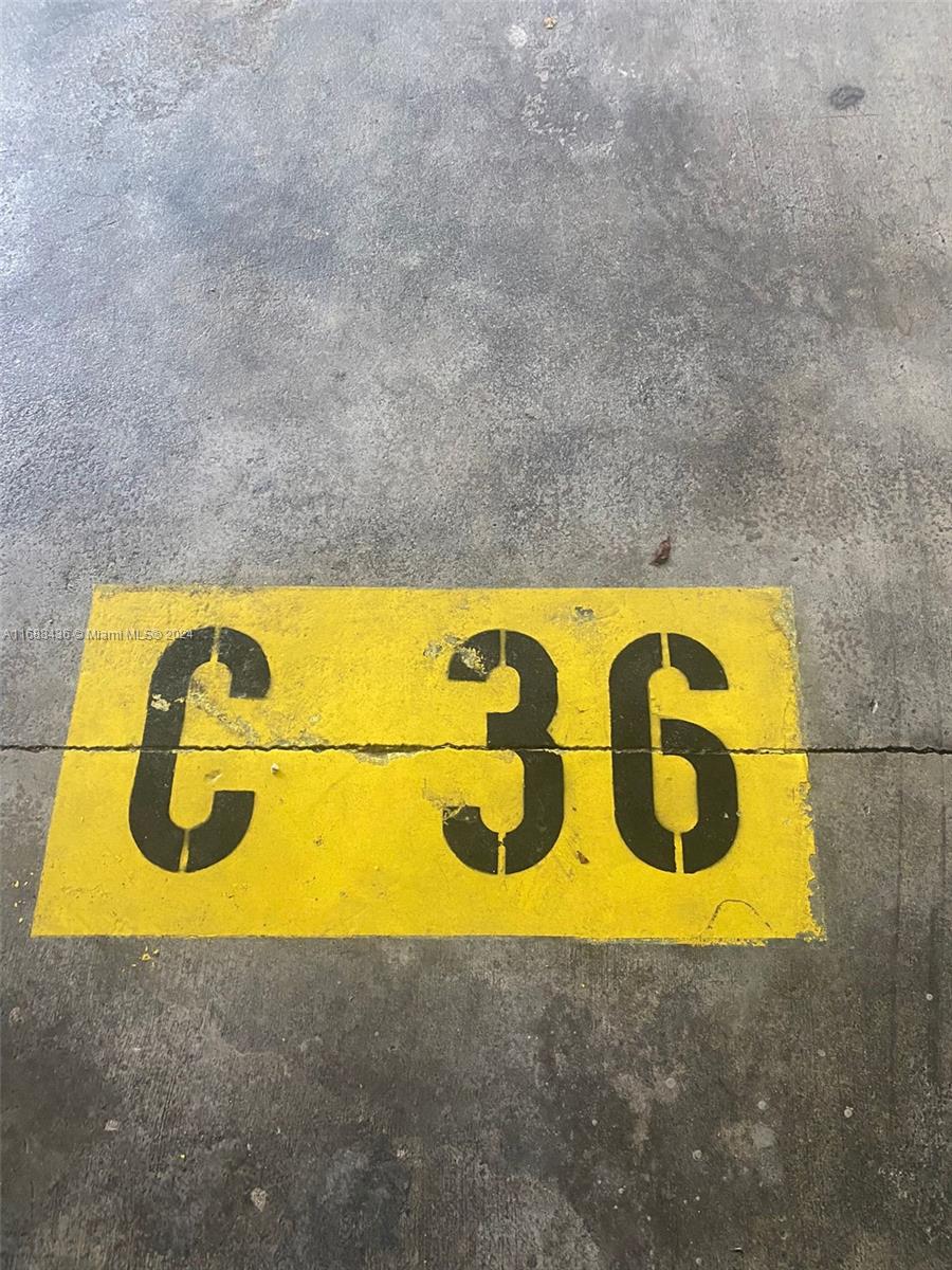 KEY COLONY CONDO #4 - Residential Lease