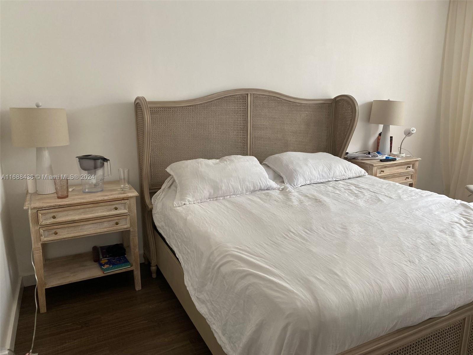 KEY COLONY CONDO #4 - Residential Lease