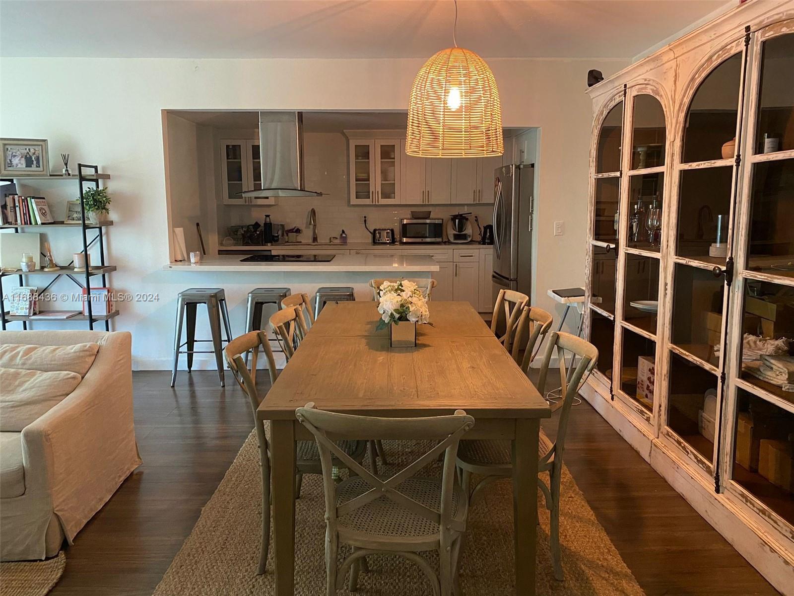 KEY COLONY CONDO #4 - Residential Lease