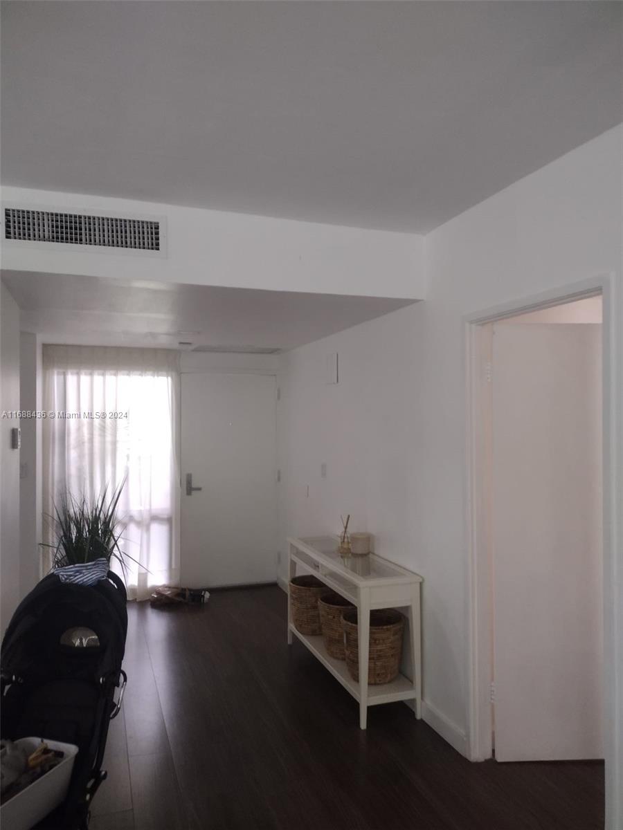 KEY COLONY CONDO #4 - Residential Lease