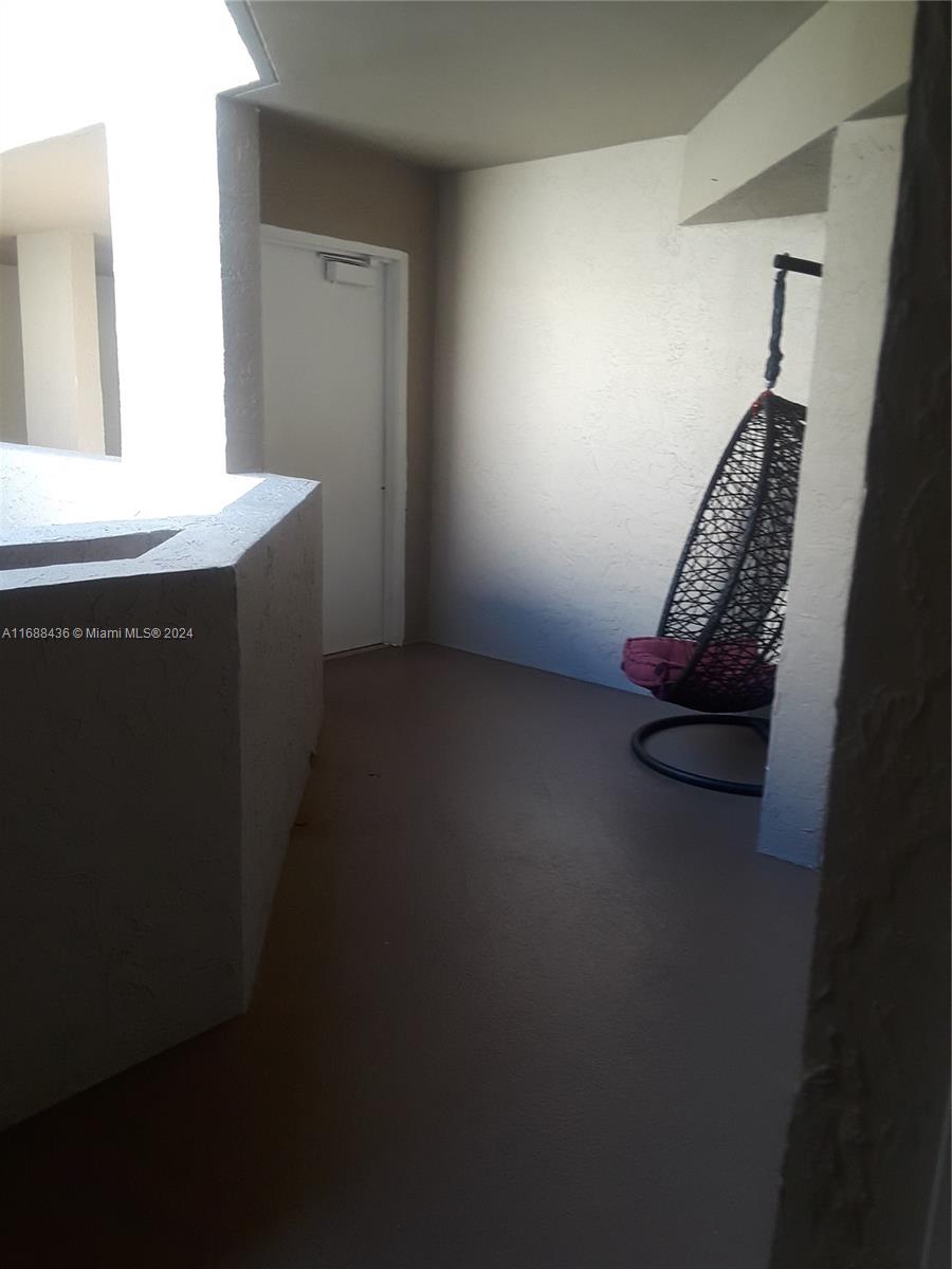 KEY COLONY CONDO #4 - Residential Lease