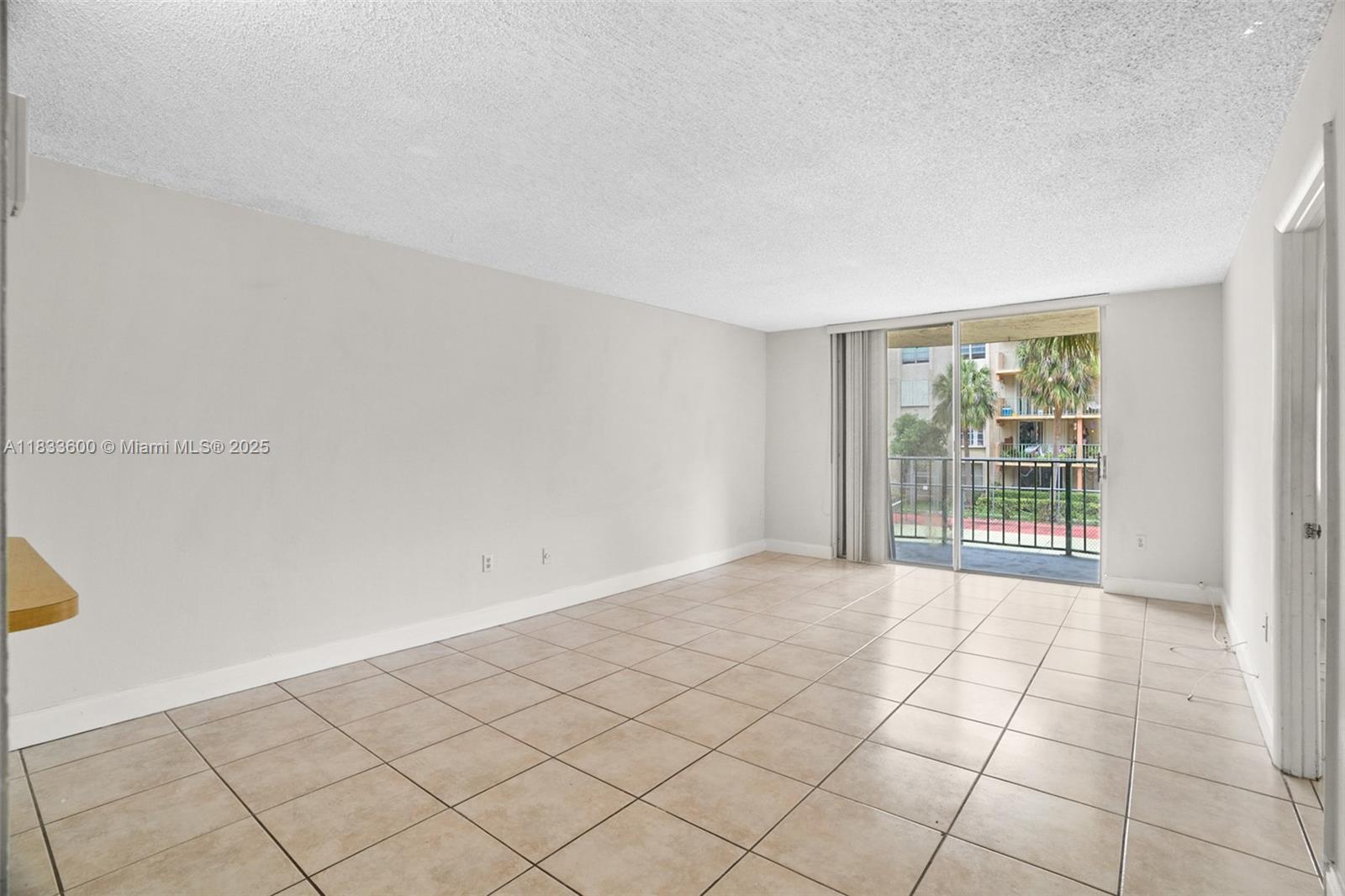 THE FOUNTAINS OF FONTAINE - Residential