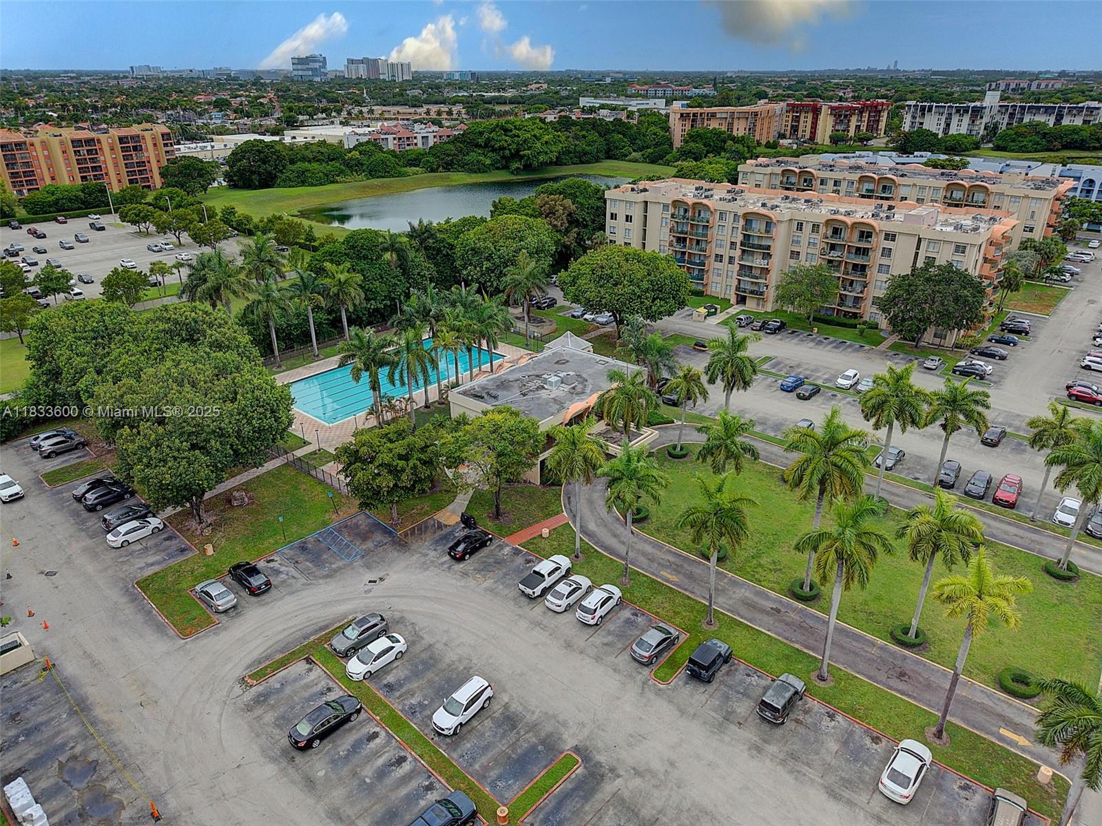 THE FOUNTAINS OF FONTAINE - Residential