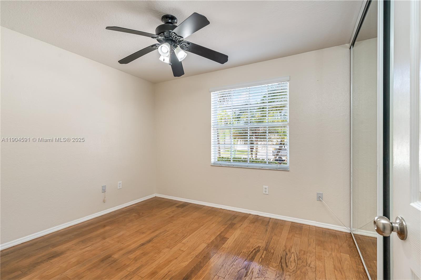 TOWNGATE - CANARY BAY - Residential