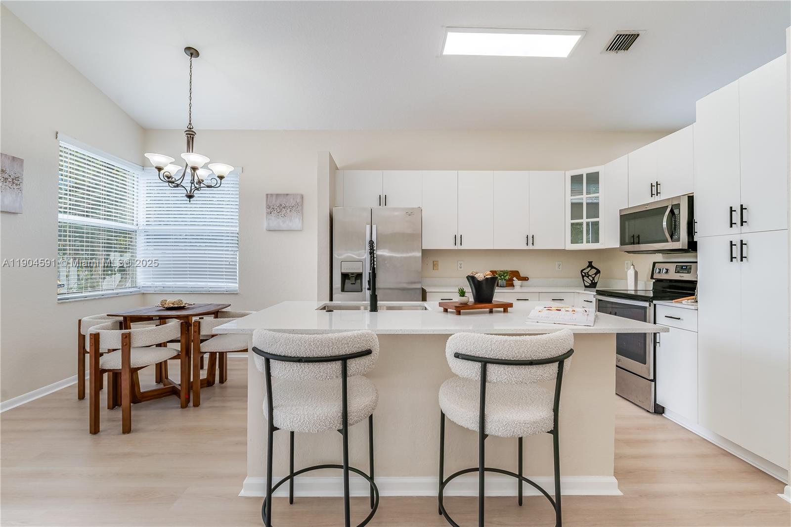 TOWNGATE - CANARY BAY - Residential