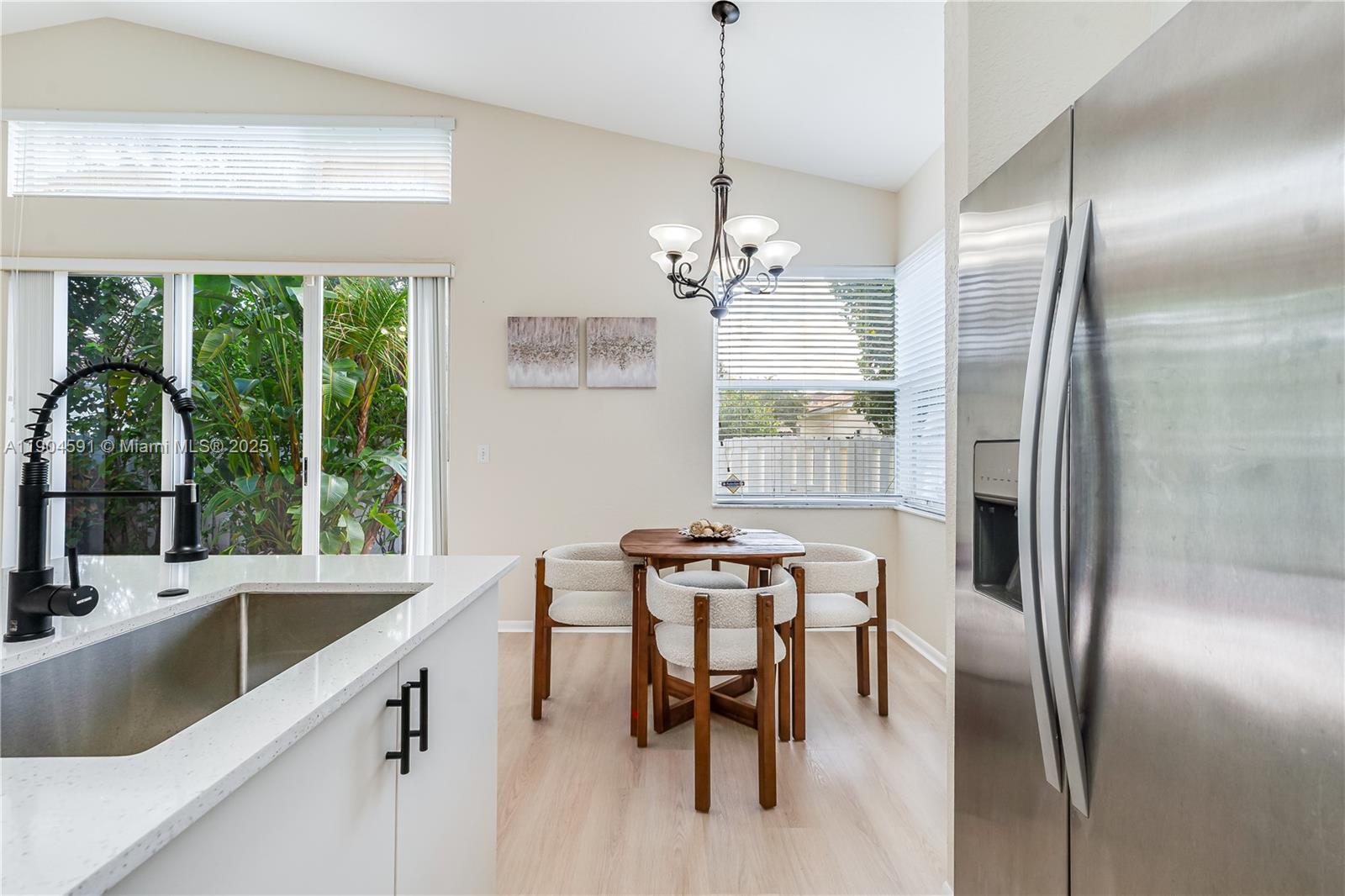 TOWNGATE - CANARY BAY - Residential