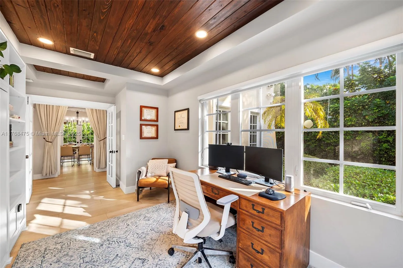 Coral Gables, Florida 33134, United States, 4 Bedrooms Bedrooms, ,3 BathroomsBathrooms,Residential,Active,92692