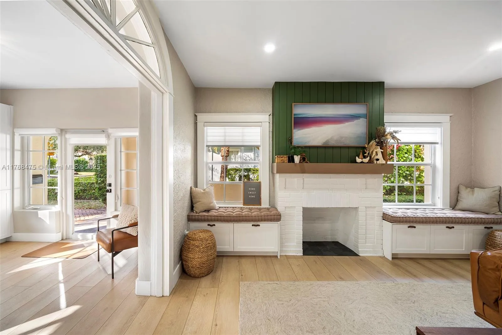 Coral Gables, Florida 33134, United States, 4 Bedrooms Bedrooms, ,3 BathroomsBathrooms,Residential,Active,92692