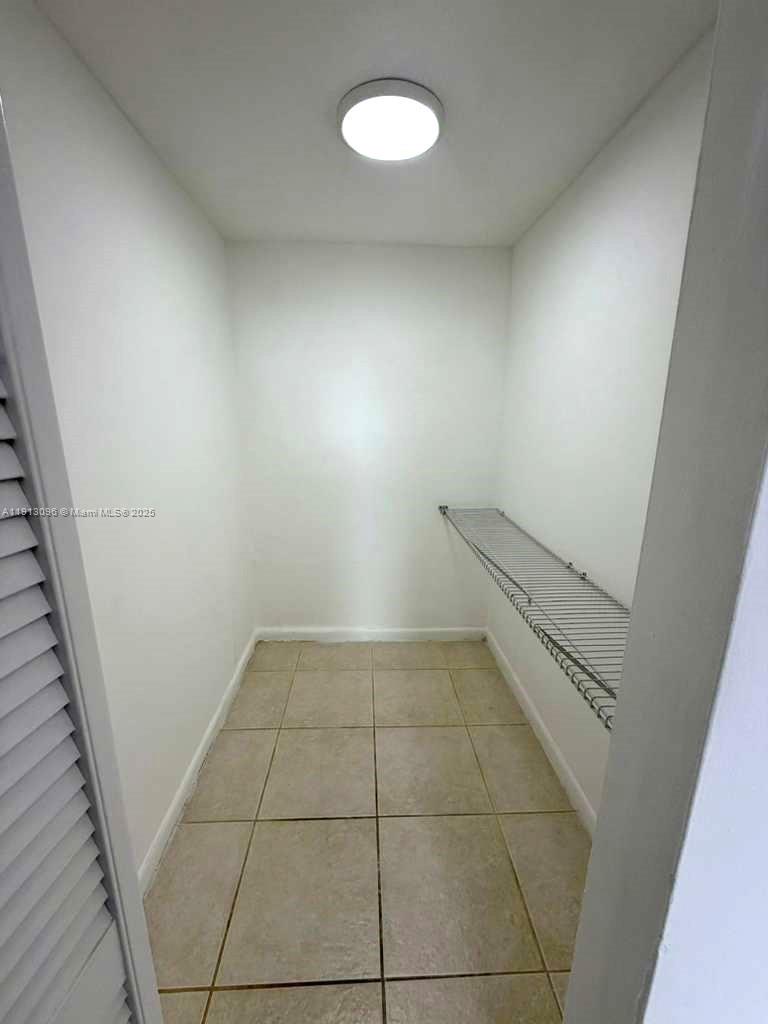 SAILBOAT CAY CONDO - Residential Lease