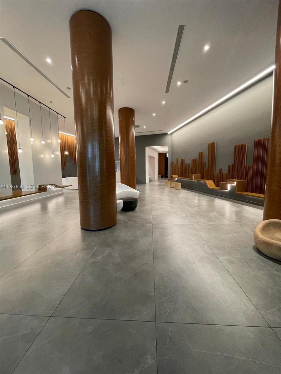 350 S Miami Ave 2814