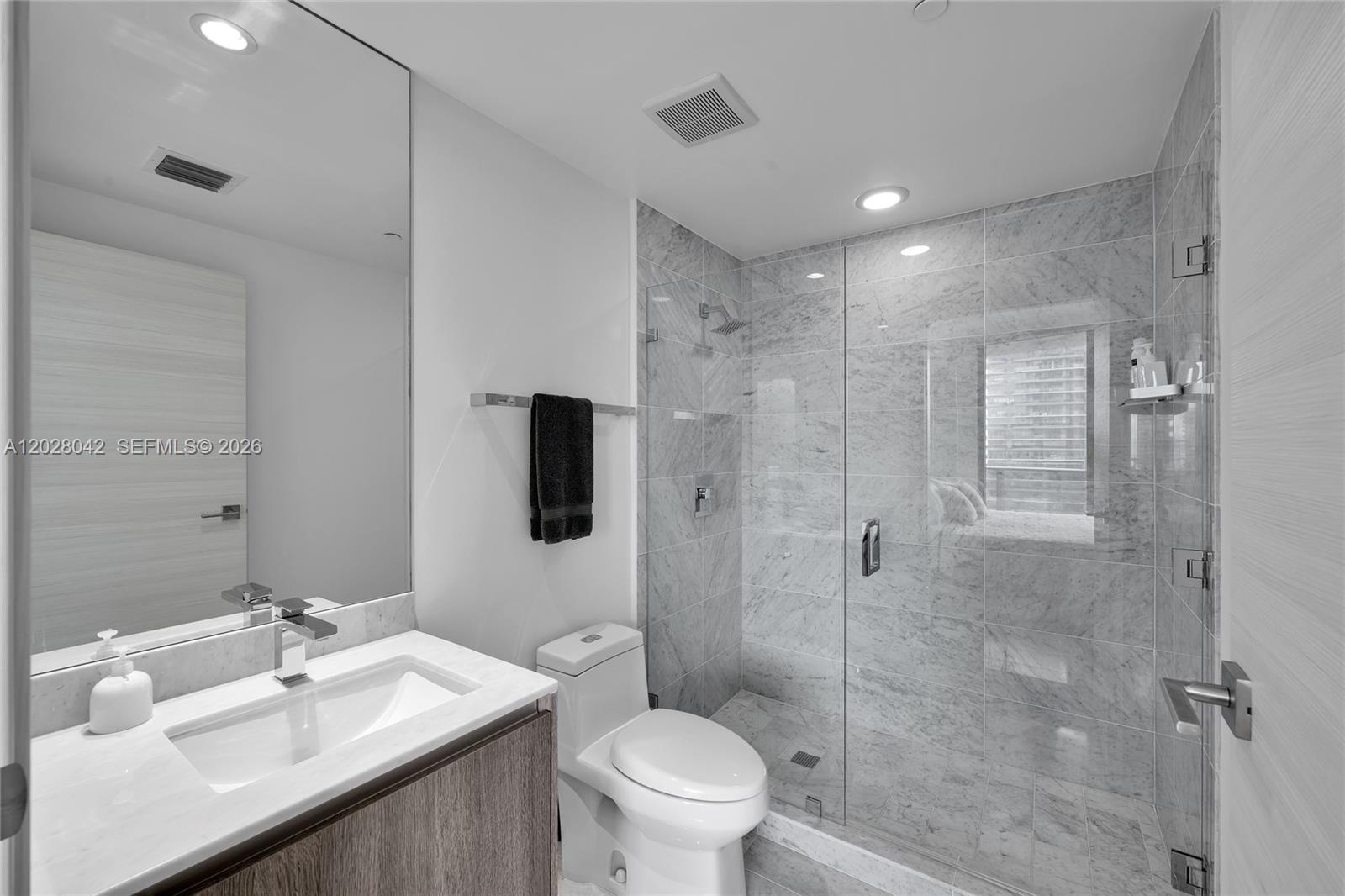801 SMA RESIDENCES CONDO - Residential
