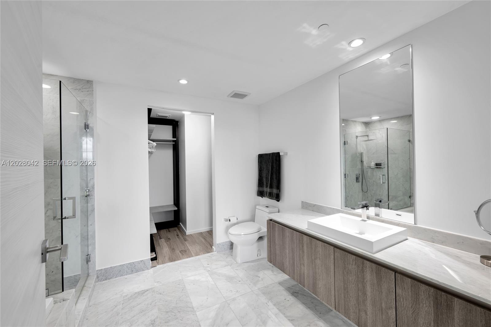 801 SMA RESIDENCES CONDO - Residential