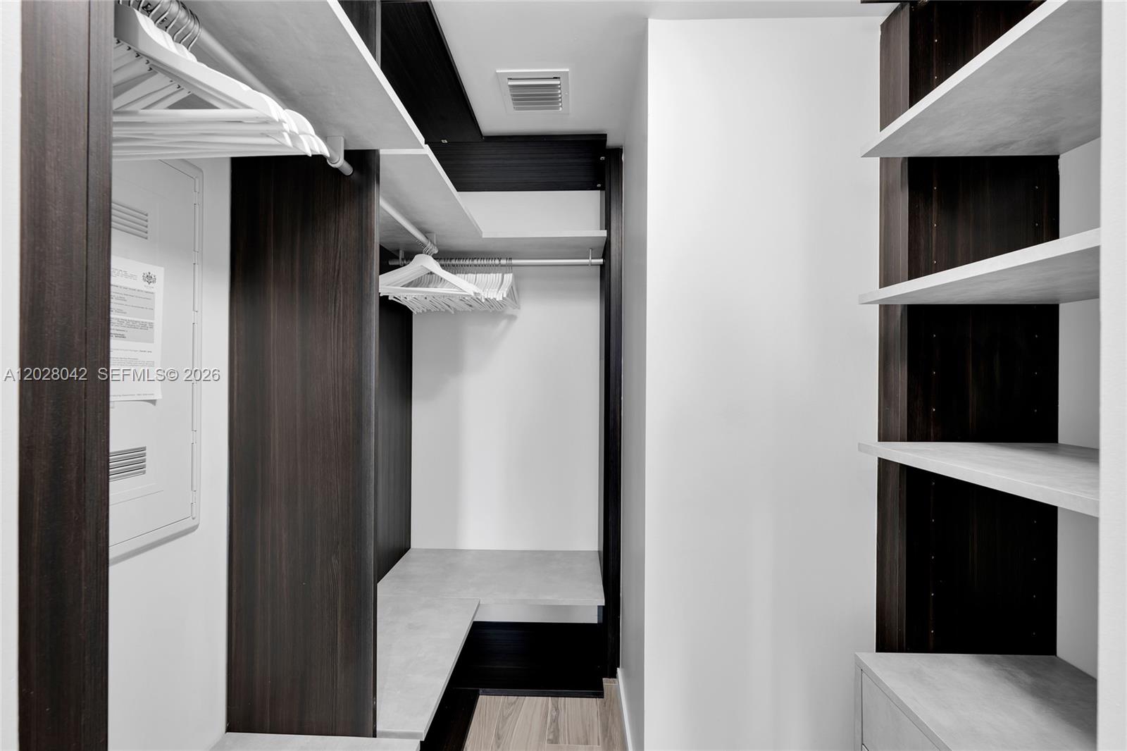 801 SMA RESIDENCES CONDO - Residential