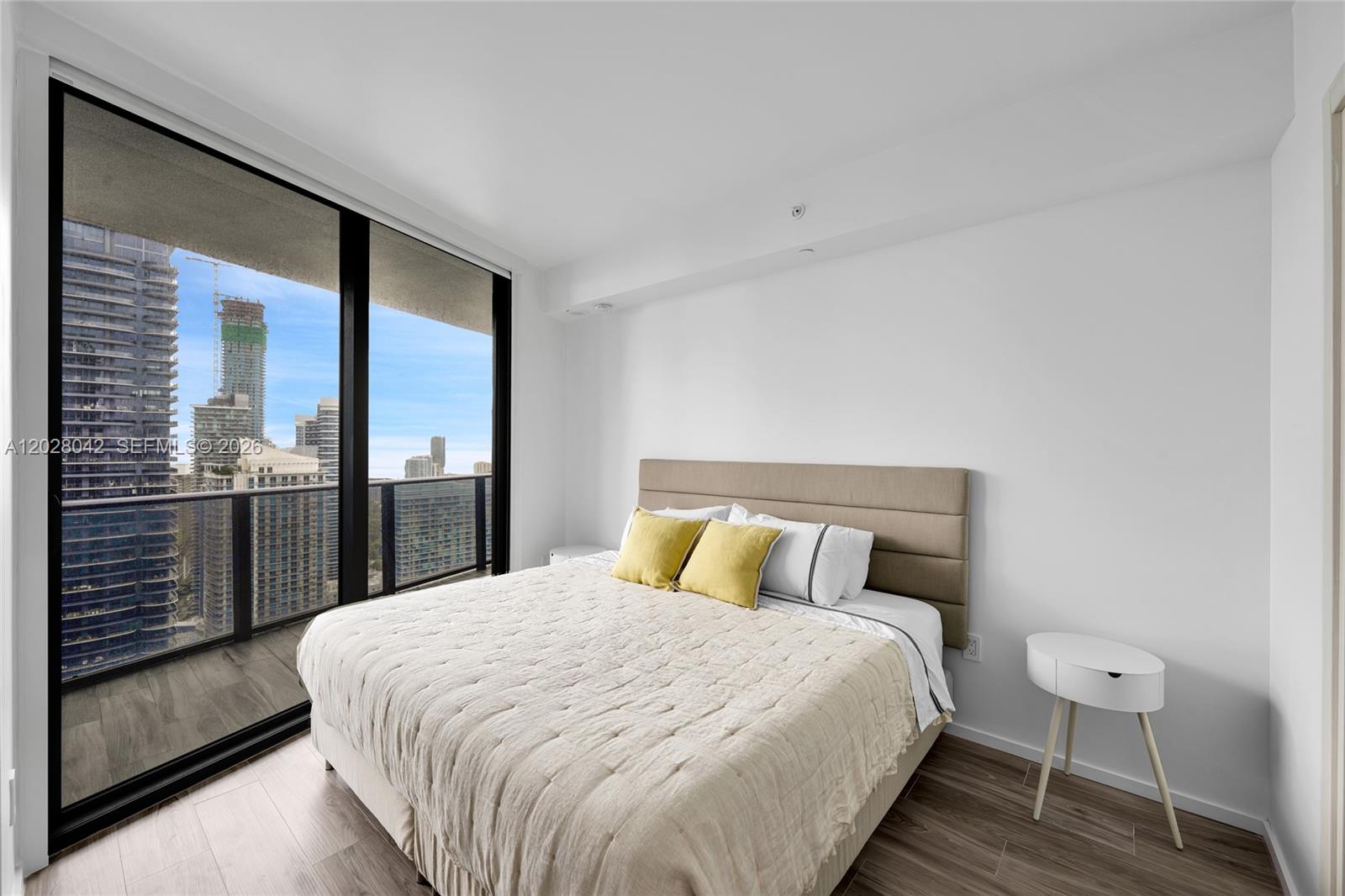 801 SMA RESIDENCES CONDO - Residential