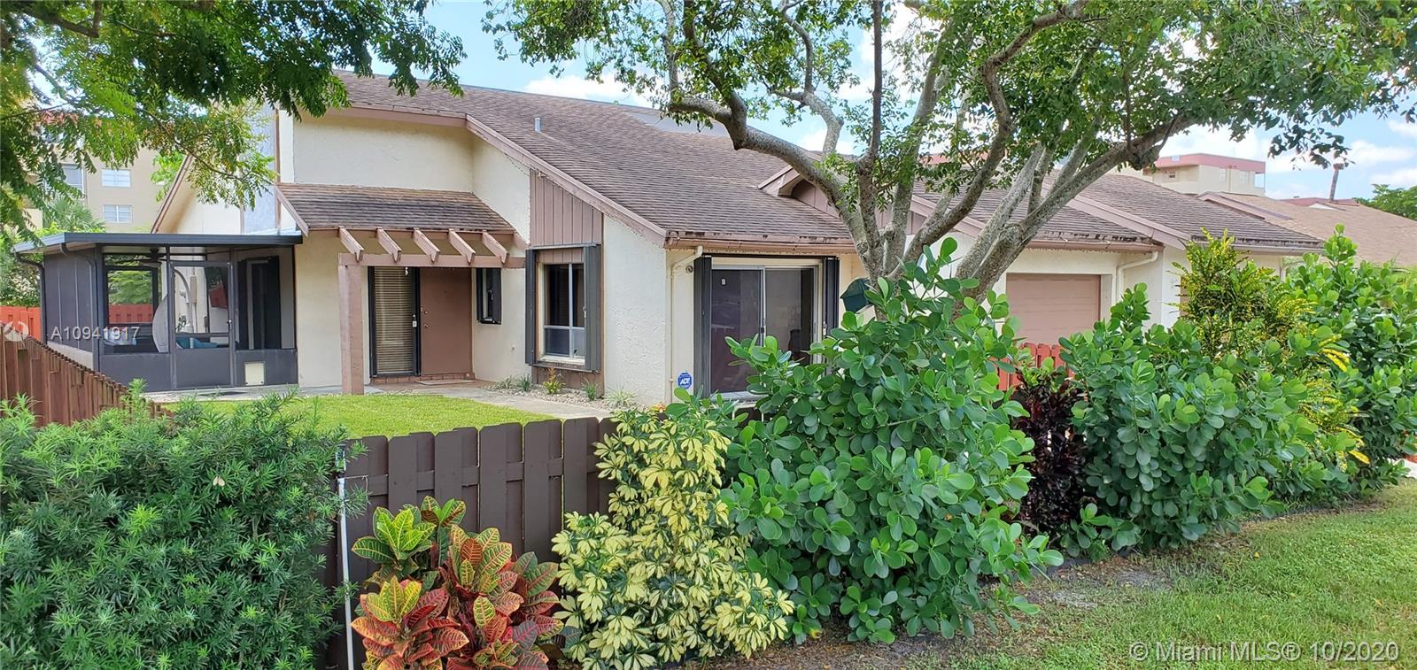 POLYNESIAN VILLAS - Residential