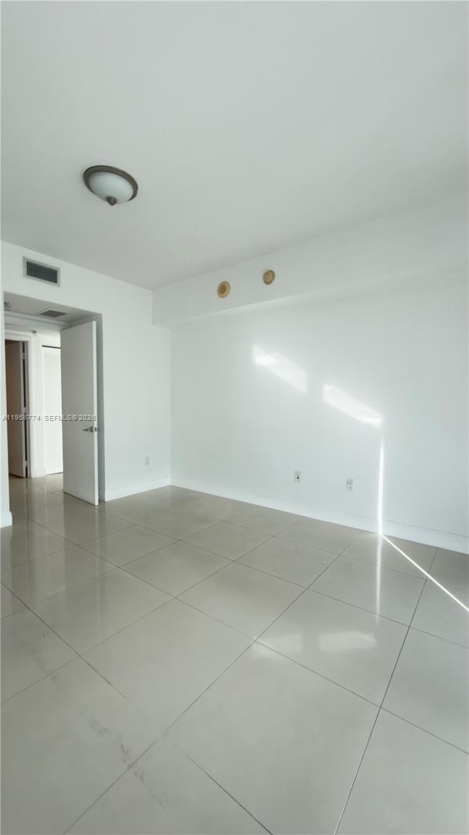 LATITUDE ON THE RIVER CON - Residential Lease