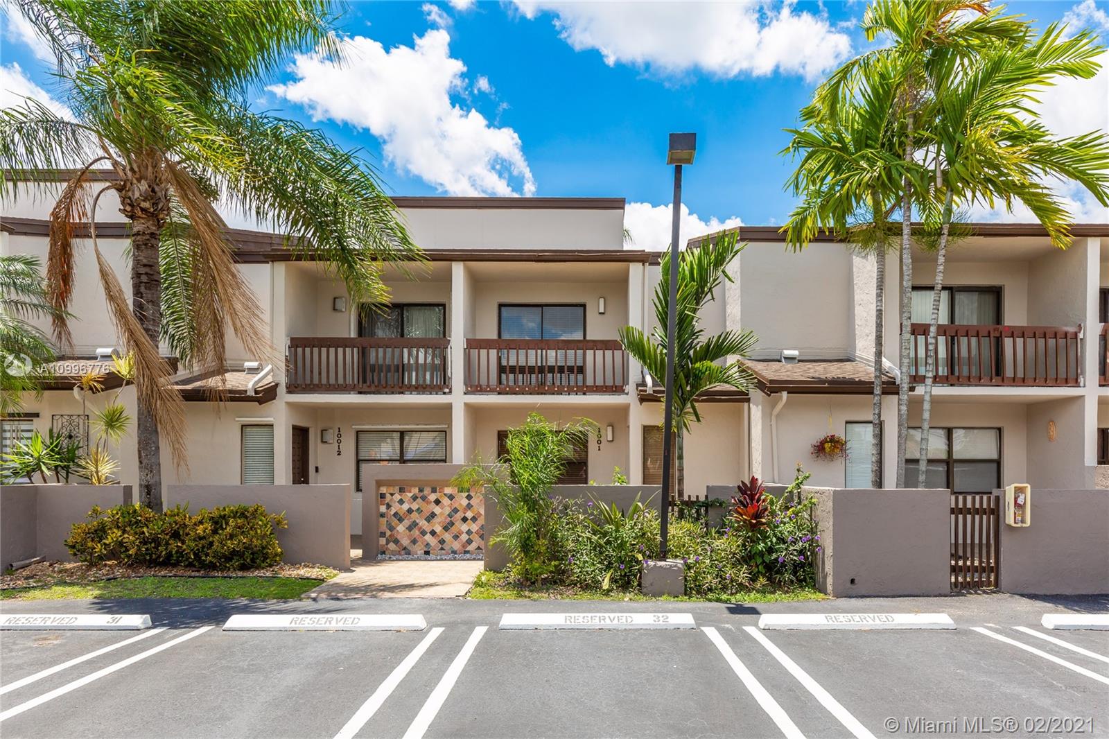 Huge Townhouse in the heart of Doral, features a huge dining and living area overlooking the beautiful garden. Remodeled eat-in kitchen with brand new stainless steel appliances and quarts counter tops, 2 MASTER BEDROOMS on the second level with plenty of closet space, 2 ½ bathrooms, interior laundry room, 2 BALCONIES. The Village of Amberwood offers amenities that includes a Clubhouse, tennis courts & community pool. Conveniently located at walking distance to supermarkets, fitness centers, and amazing recreational parks. Close to Dolphin and International Malls, Airports and major expressway in minutes.
Driving Directions: