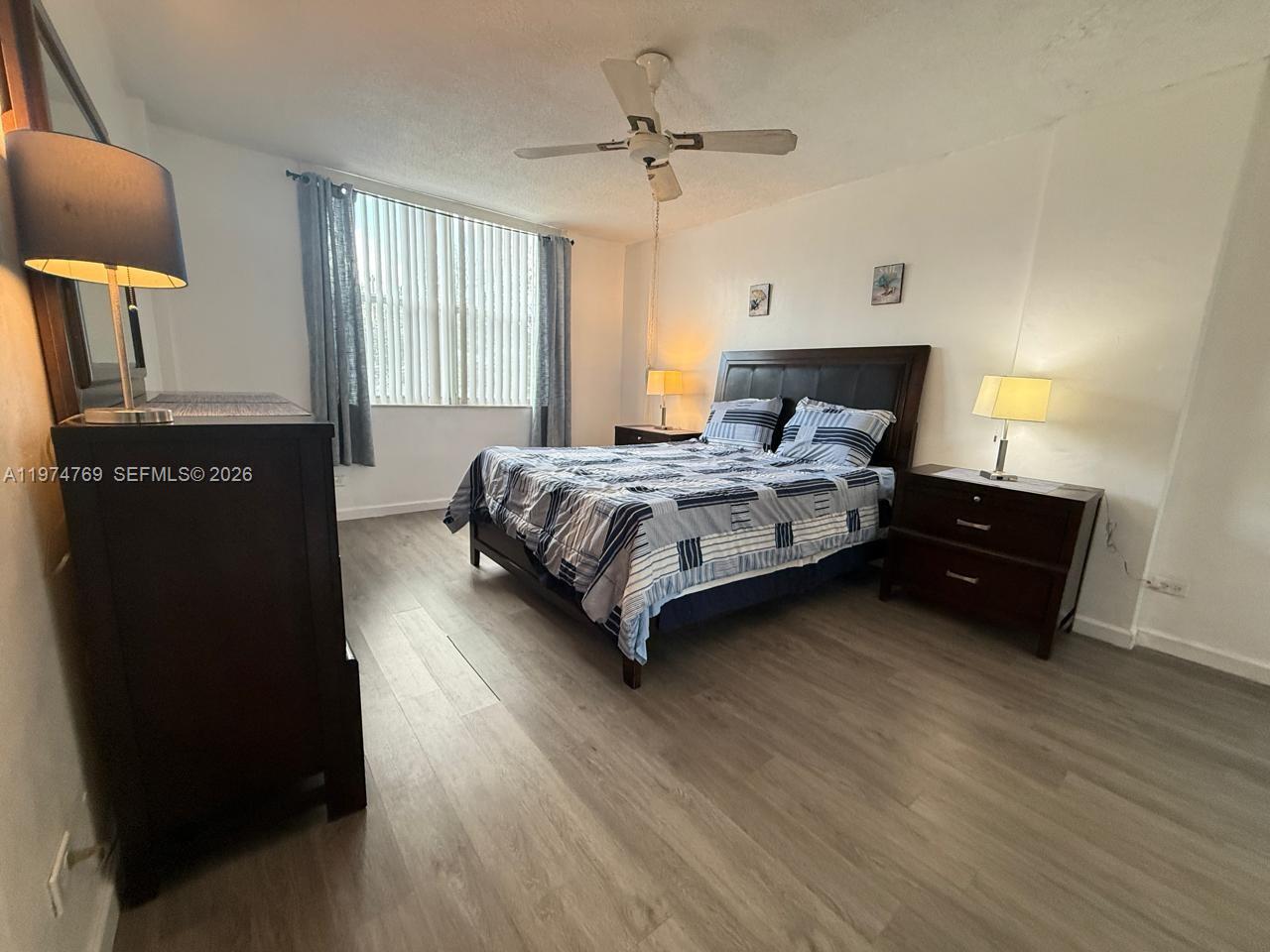 EASTERN SHORES WHITE HOUS - Residential Lease