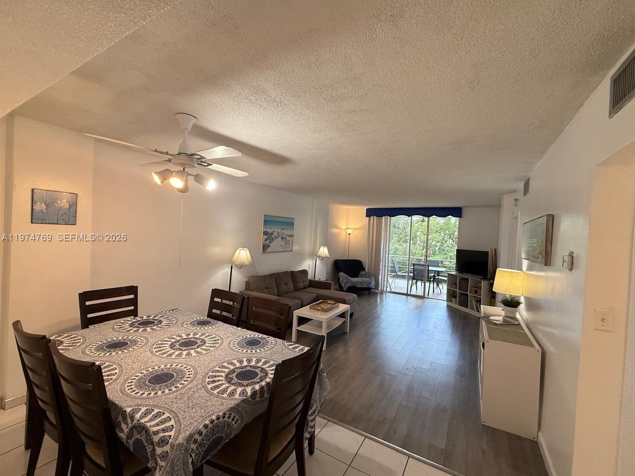 EASTERN SHORES WHITE HOUS - Residential Lease