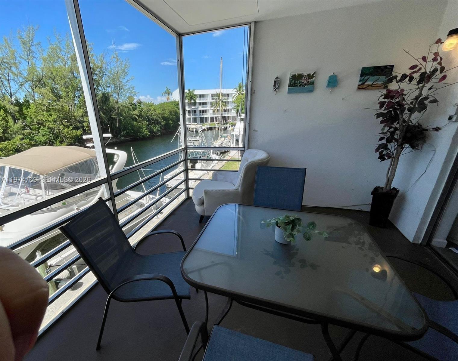 EASTERN SHORES WHITE HOUS - Residential Lease