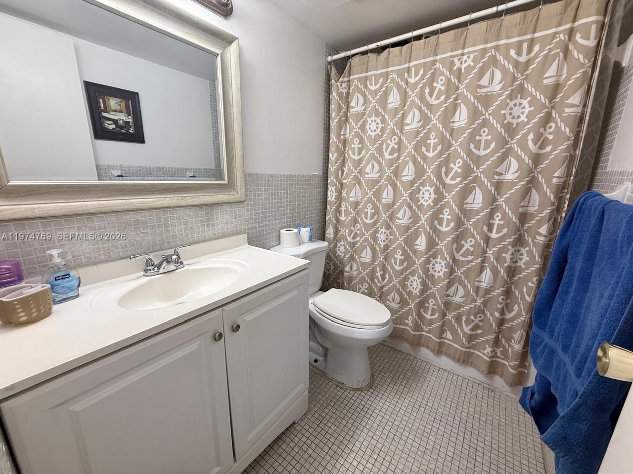 EASTERN SHORES WHITE HOUS - Residential Lease