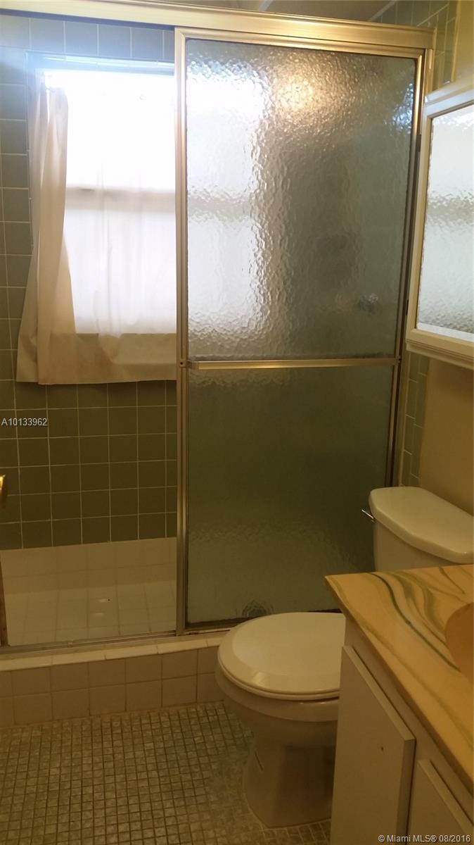 Oriole Golf & Tennis - Residential Lease