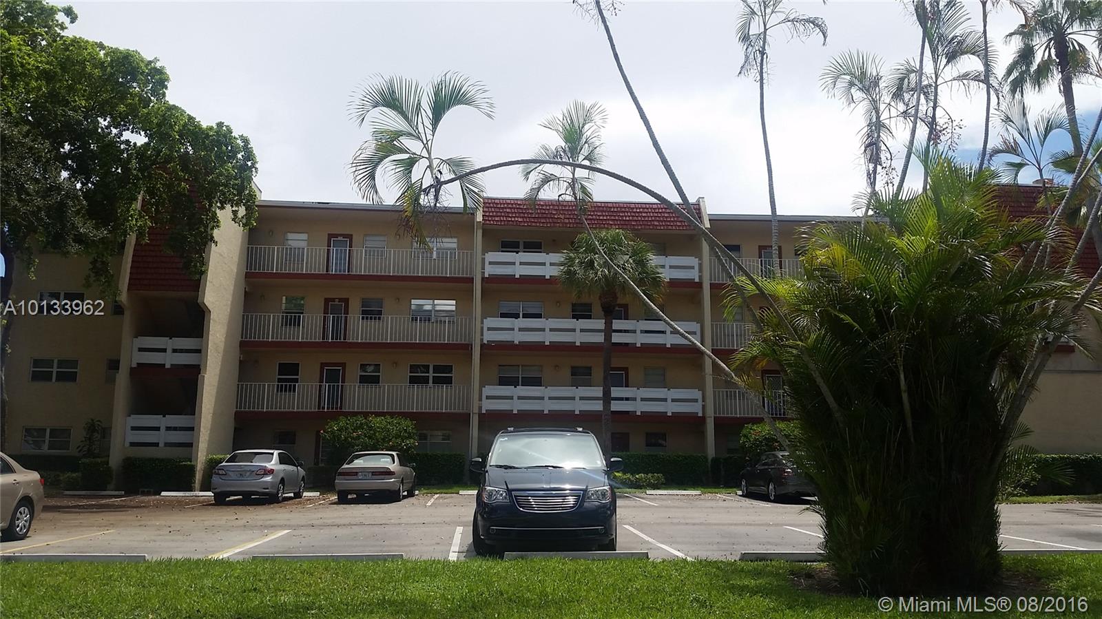 Oriole Golf & Tennis - Residential Lease