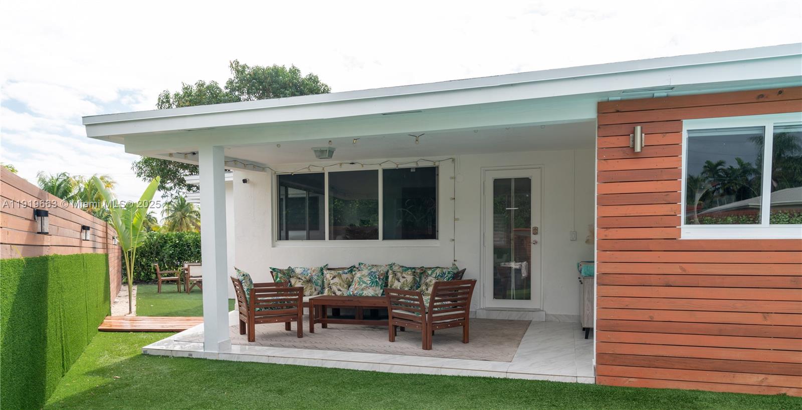 FULFORD BY THE SEA SEC I - Residential Lease