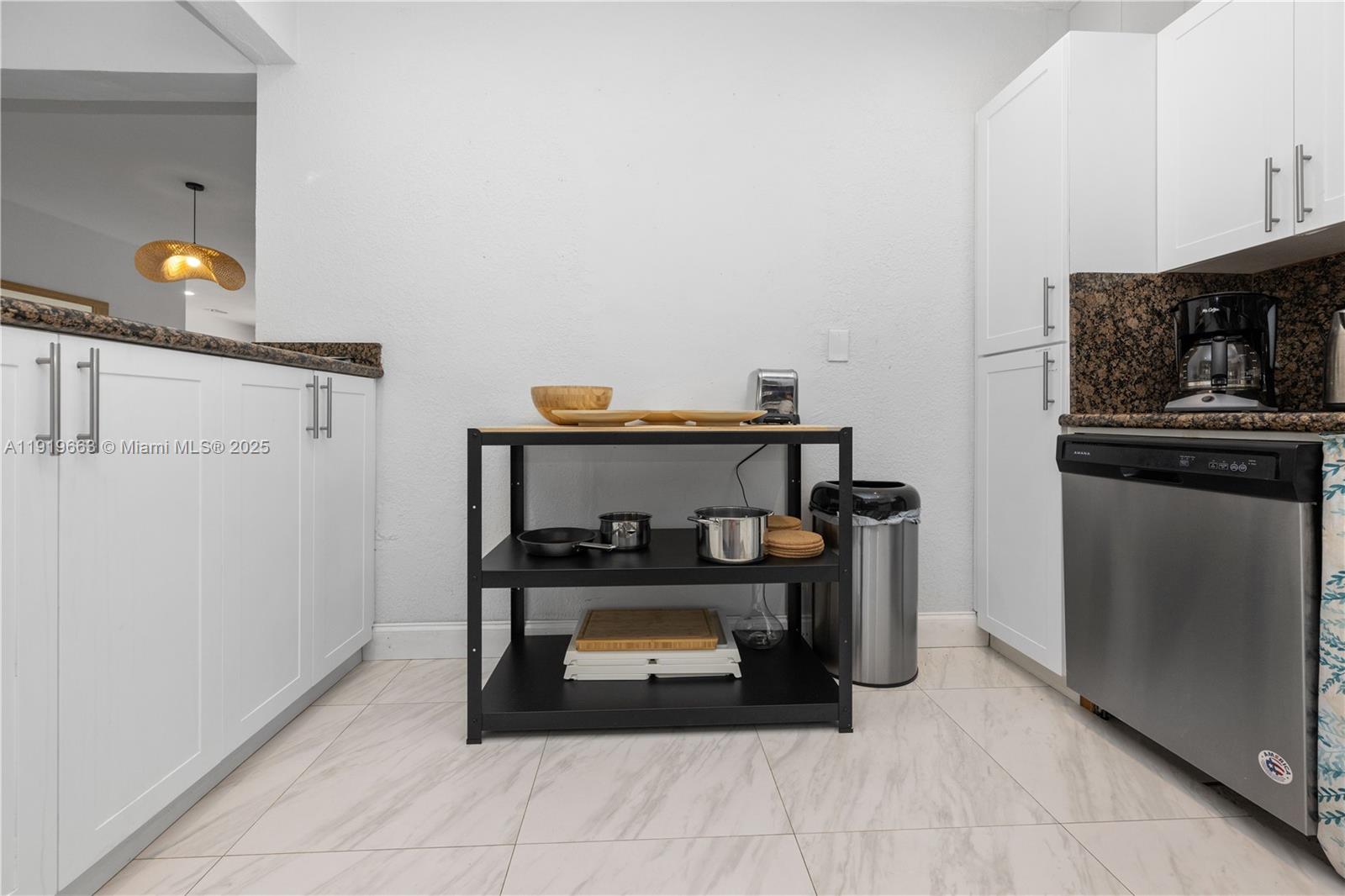 FULFORD BY THE SEA SEC I - Residential Lease