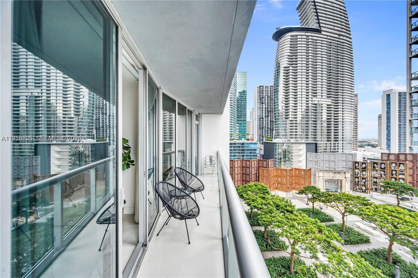 ICON BRICKELL CONDO NO 3 - Residential