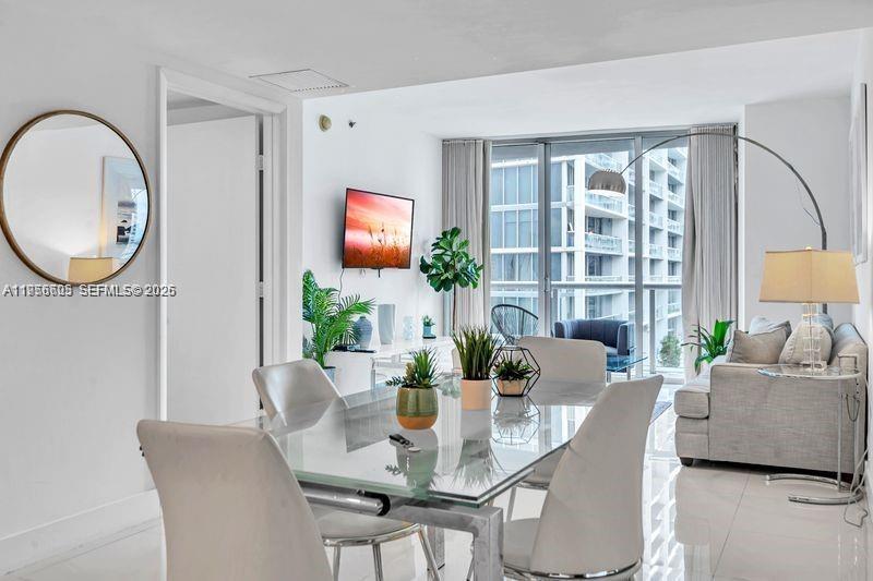 ICON BRICKELL CONDO NO 3 - Residential