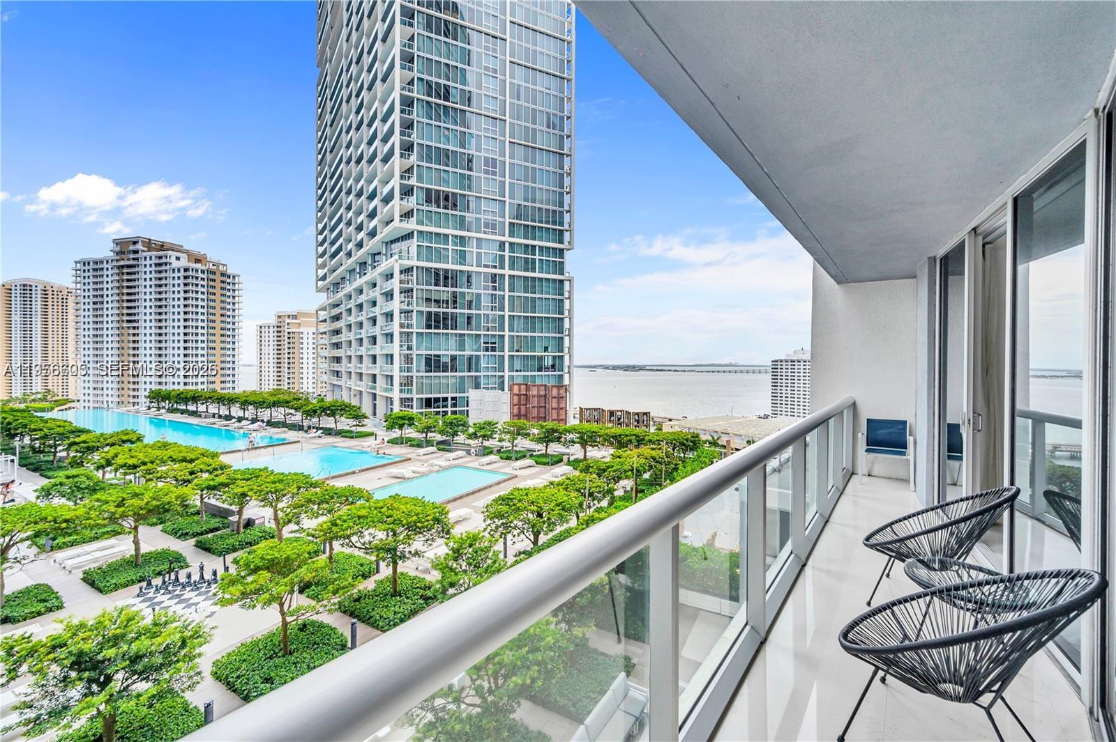 ICON BRICKELL CONDO NO 3 - Residential