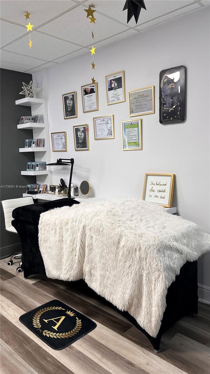 Exceptional opportunity to own a turnkey beauty studio in prime Hallandale Beach, between Biscayne Blvd and US-1. AA Beauty Zone has been registered with Sunbiz for 3.5 years and is known for its upscale clientele and Russian lash techniques. Sale includes business entity, branding, curriculum, book of business, and Instagram (1,200+ followers).
Fully equipped with two treatment beds, modern furnishings, and tools, offering immediate income potential. Loyal client base of ~100 (50+ repeat) speaks Russian, English, and Spanish. Lease: $975/month, fully permitted by Hallandale Beach & DPBR.
Ideal for estheticians, cosmetologists, or medical professionals expanding into Botox, fillers, or beauty services. Motivated seller, quick sale by Feb. 28, 2025. Serious inquiries only.