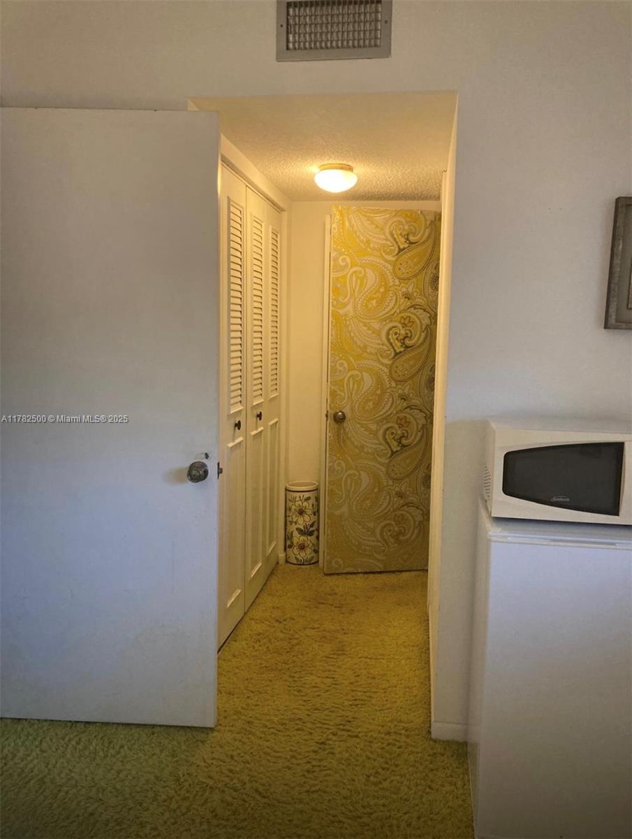 LIME BAY CONDOMINIUM 8 - Residential