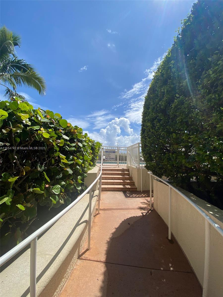 CASA COSTA CONDO - Residential