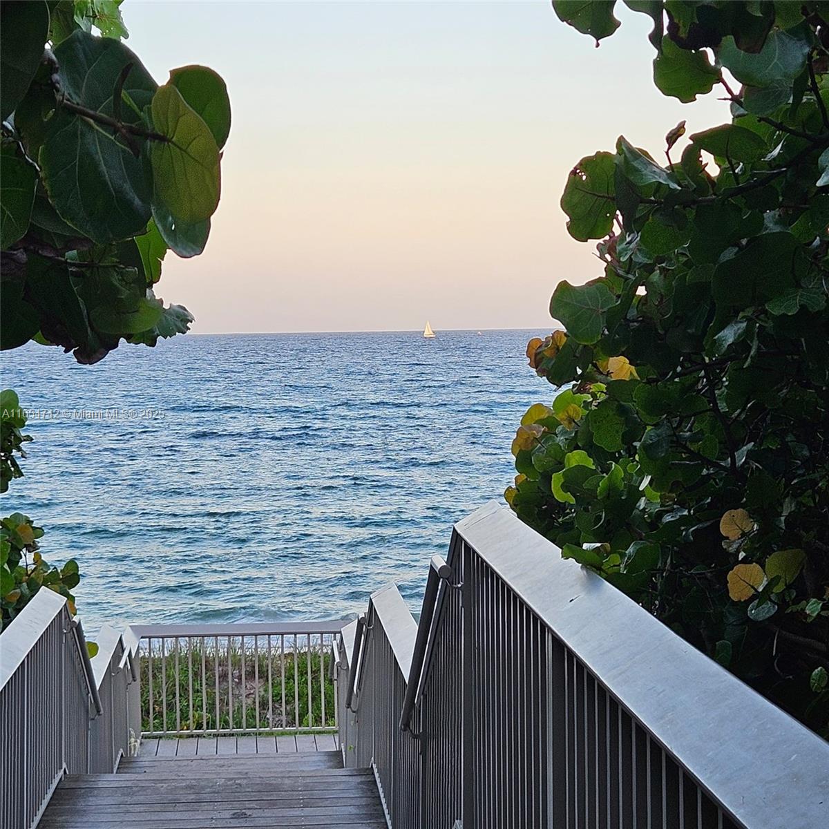 CASA COSTA CONDO - Residential