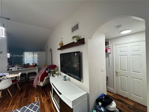 2633 SW 187th Ave Miramar FL 33029