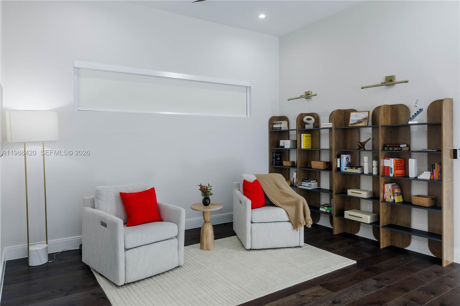 DOWNTOWN DORAL SOUTH PHAS - Residential