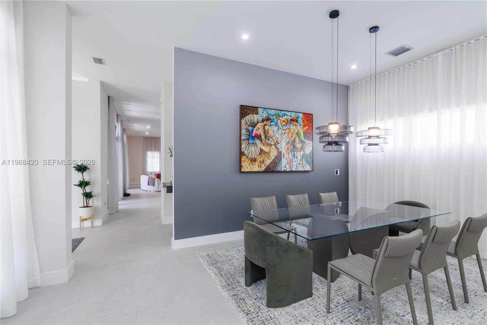 DOWNTOWN DORAL SOUTH PHAS - Residential