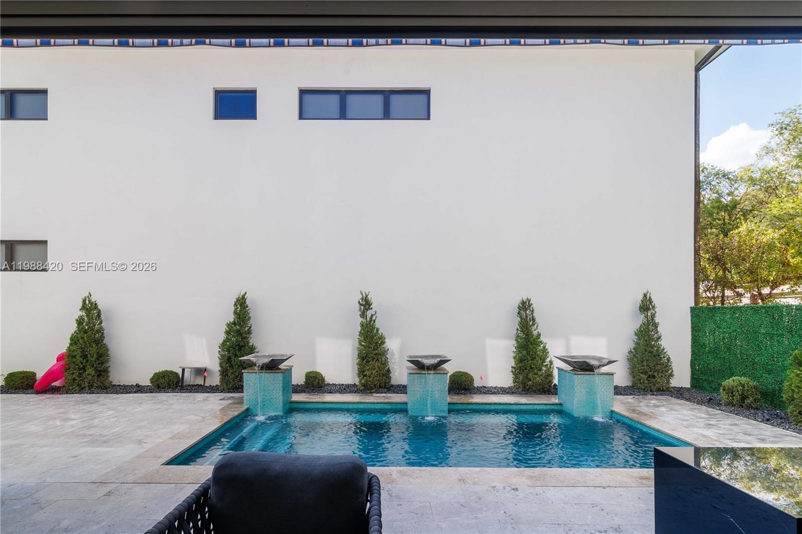 DOWNTOWN DORAL SOUTH PHAS - Residential