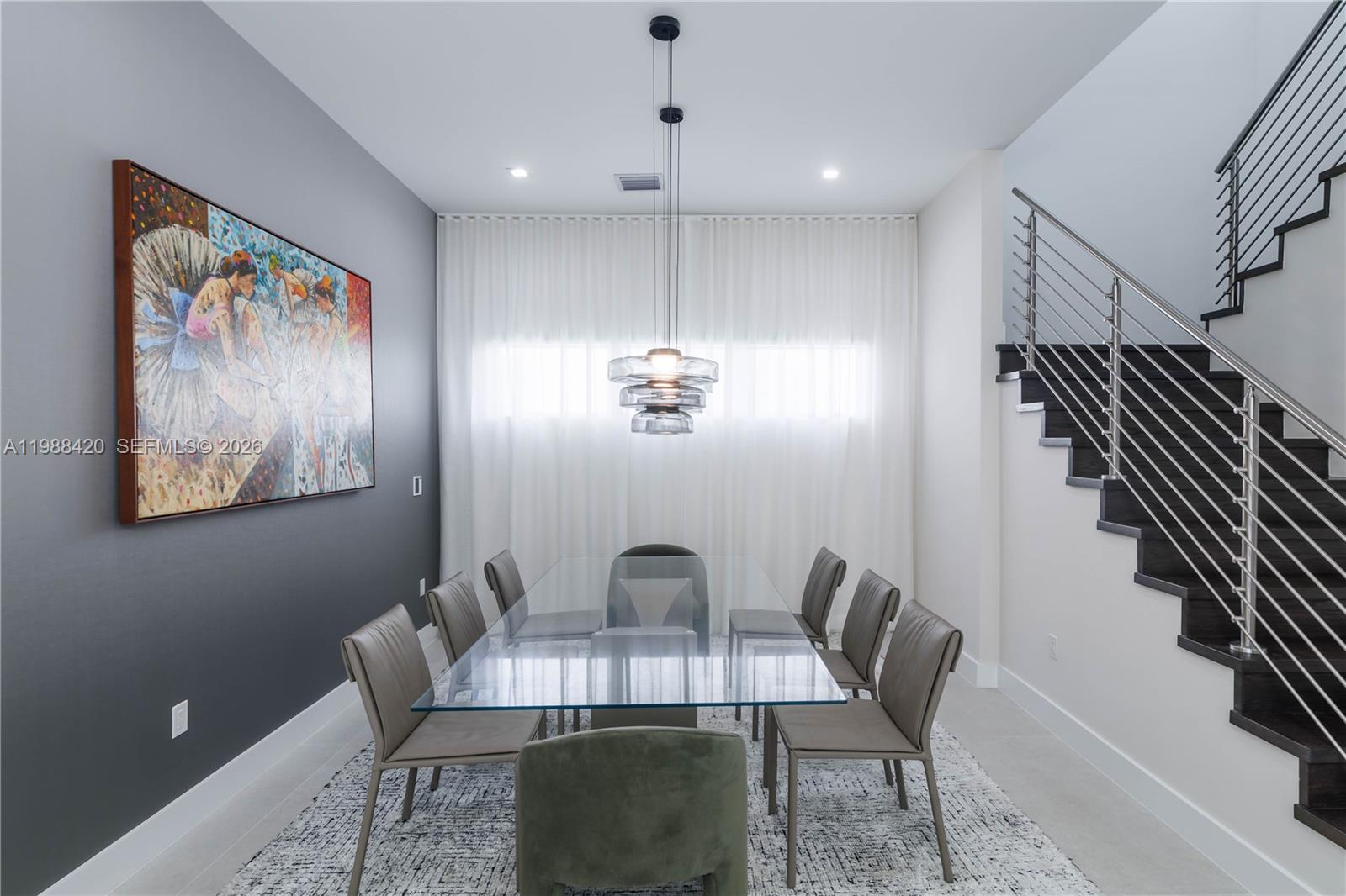 DOWNTOWN DORAL SOUTH PHAS - Residential