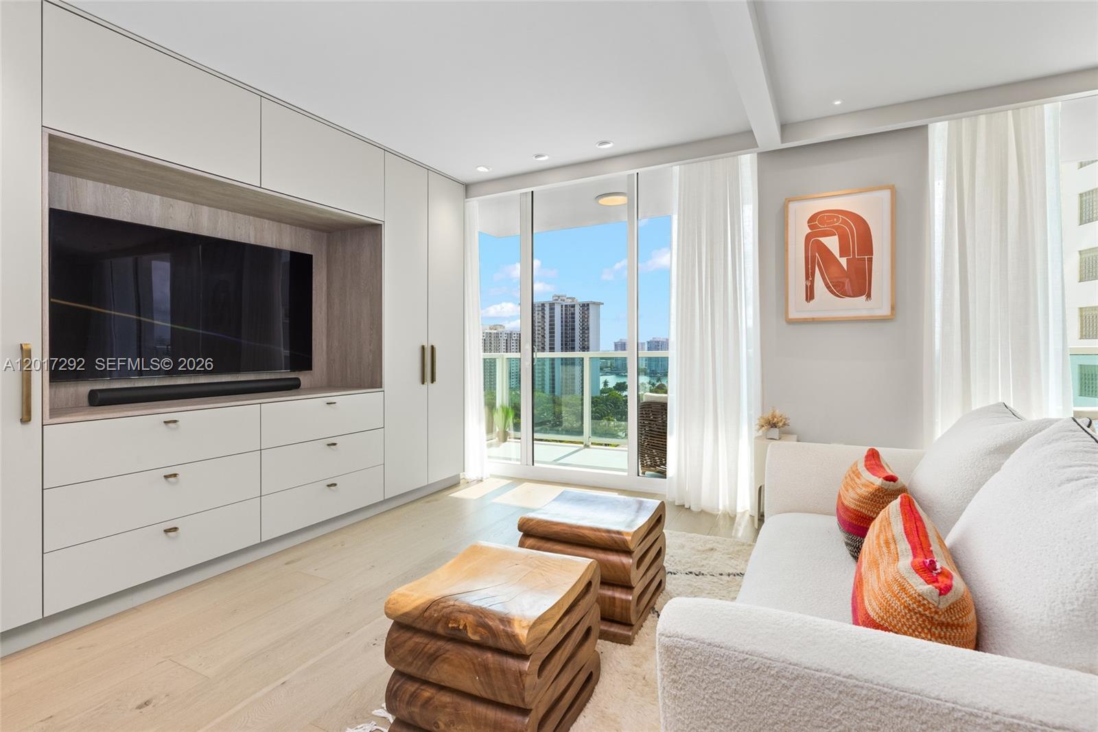 THE PENINSULA CONDO - Residential