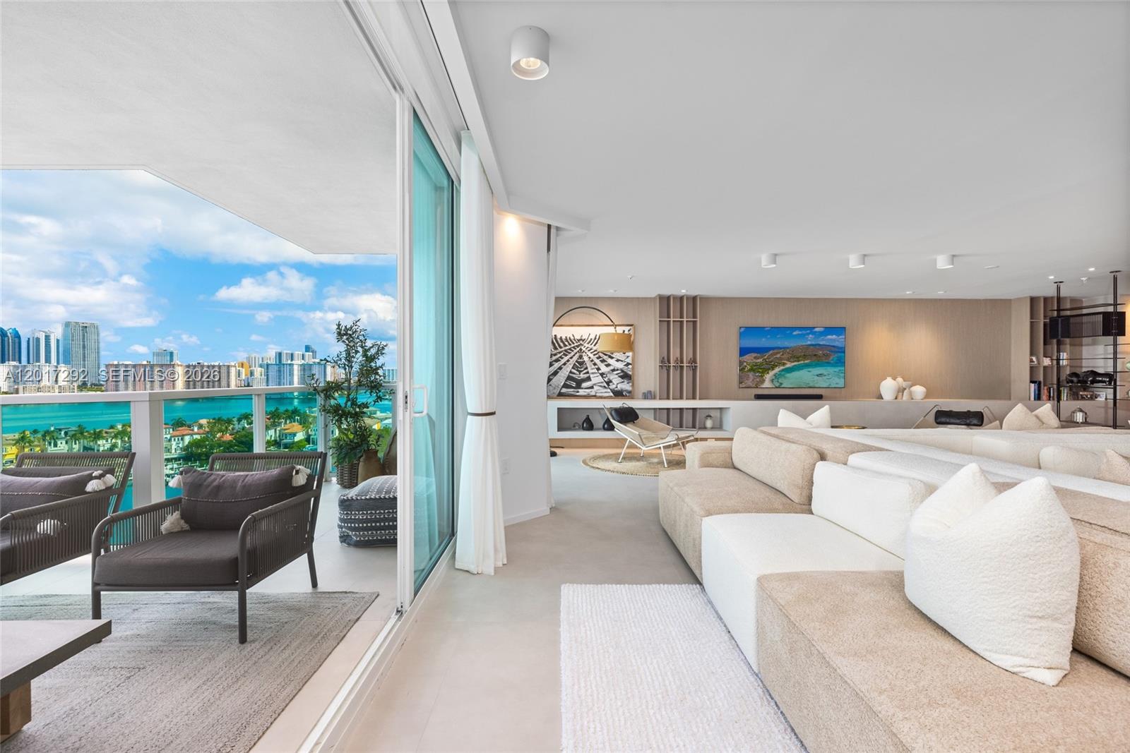THE PENINSULA CONDO - Residential