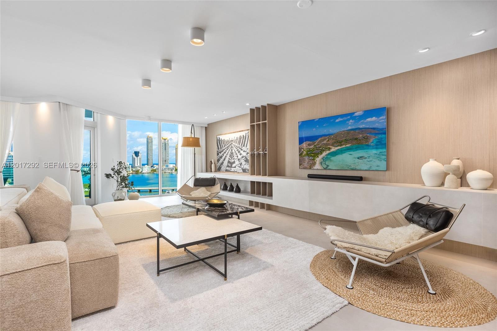 THE PENINSULA CONDO - Residential