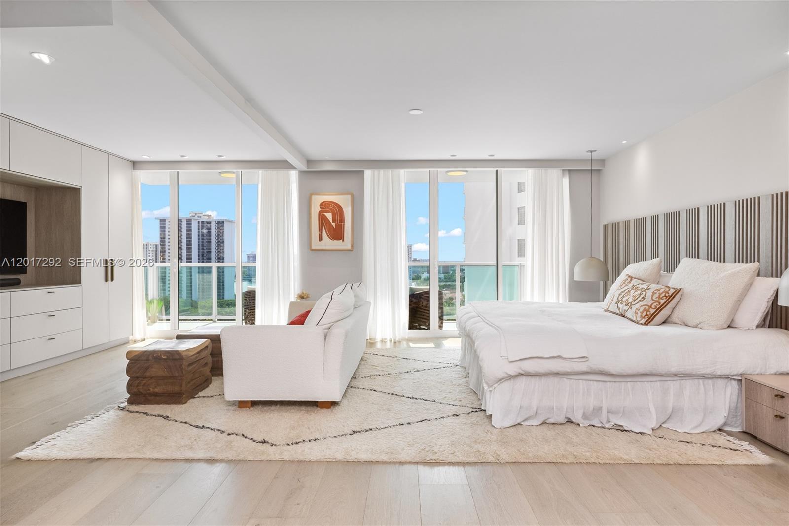 THE PENINSULA CONDO - Residential