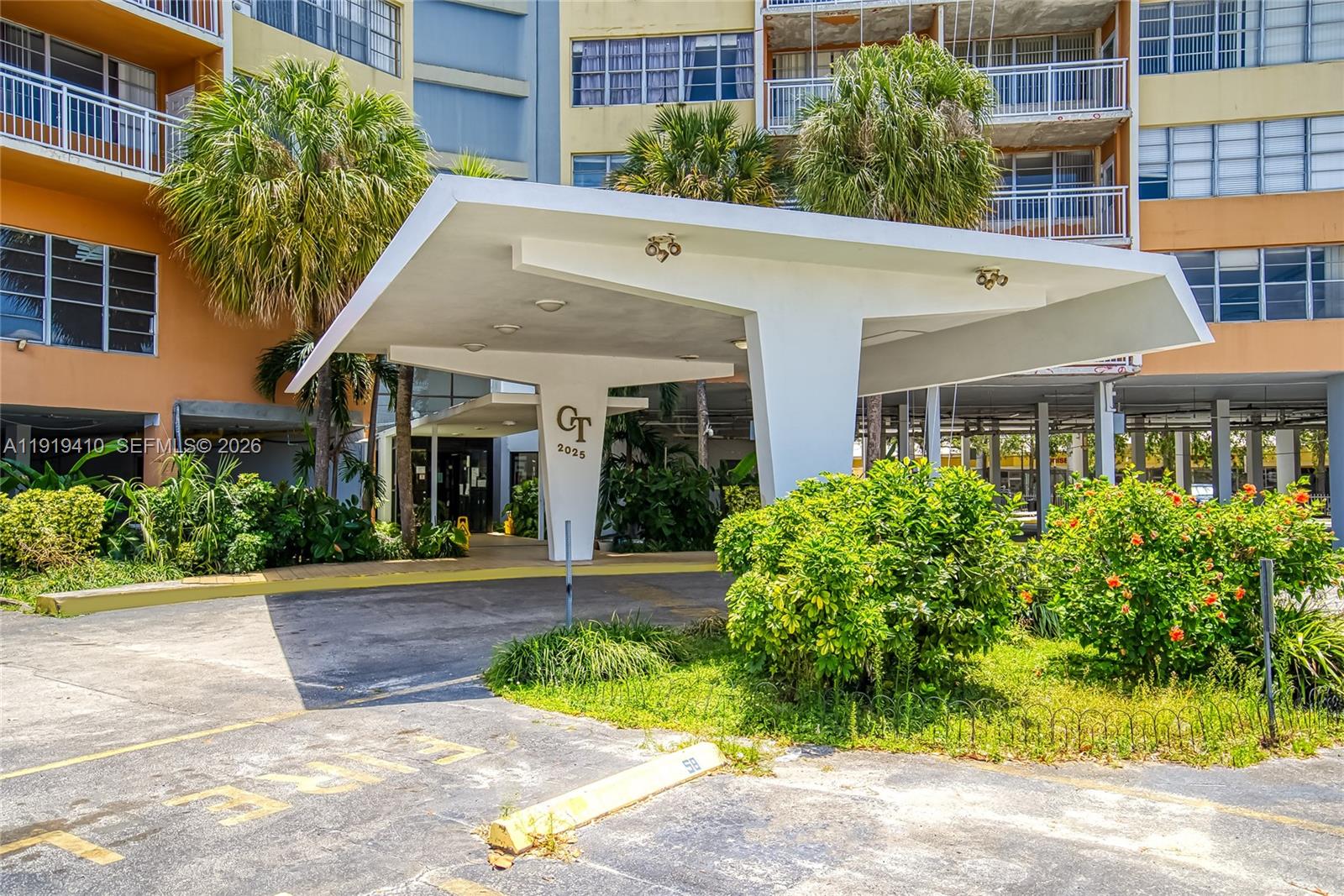 CRESTVIEW TOWERS CONDO - Residential